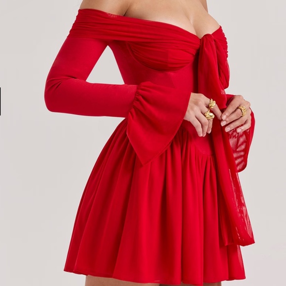 ALANA house of CB off the shoulder dress - Picture 2 of 4